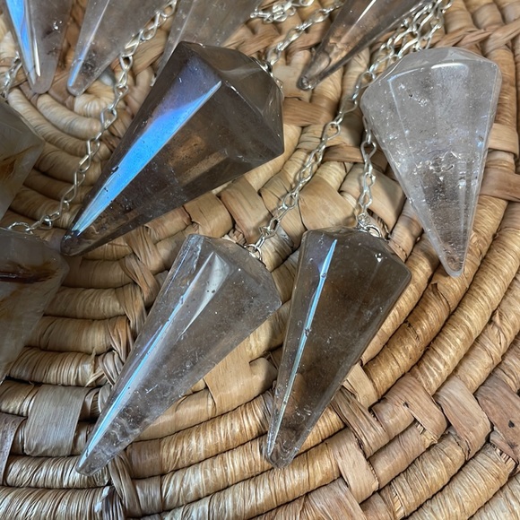 Crystal Pendulum Healing Pointed Pendant Faceted Gemstone Quartz Smoky Clear - Picture 10 of 12